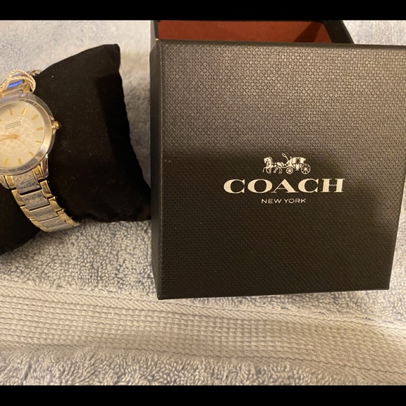 Coach Watch - Picture 4 of 5